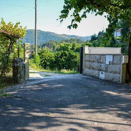 הוילה ויירה דו מיניו Quinta Do Bairro מראה חיצוני תמונה