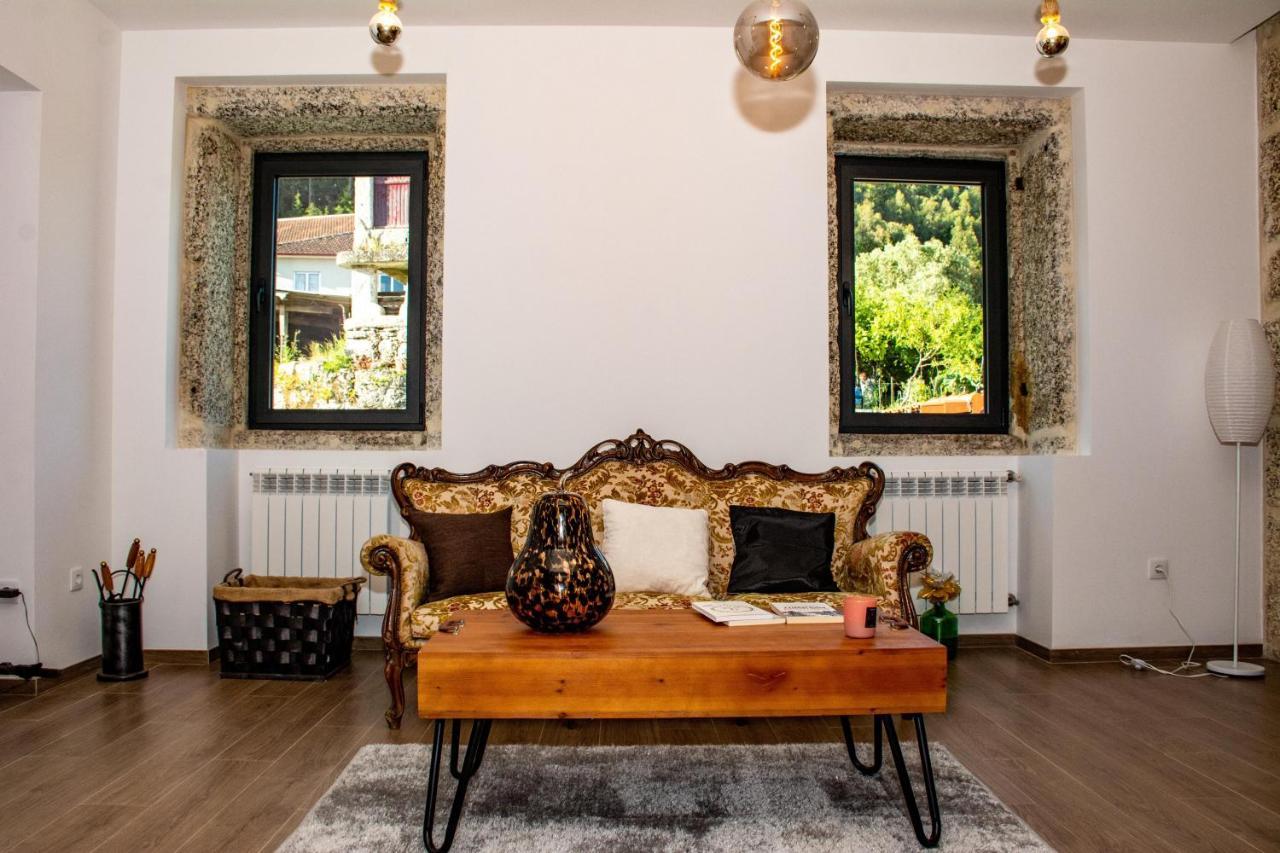 הוילה ויירה דו מיניו Quinta Do Bairro מראה חיצוני תמונה